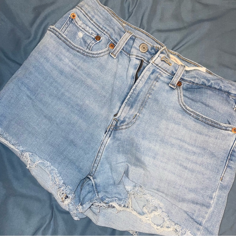 Levi shorts